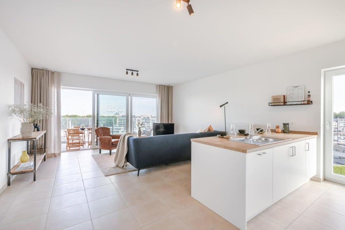 Huswell - Lovely New Apartment At The Harbor + Parking Brugge Dış mekan fotoğraf