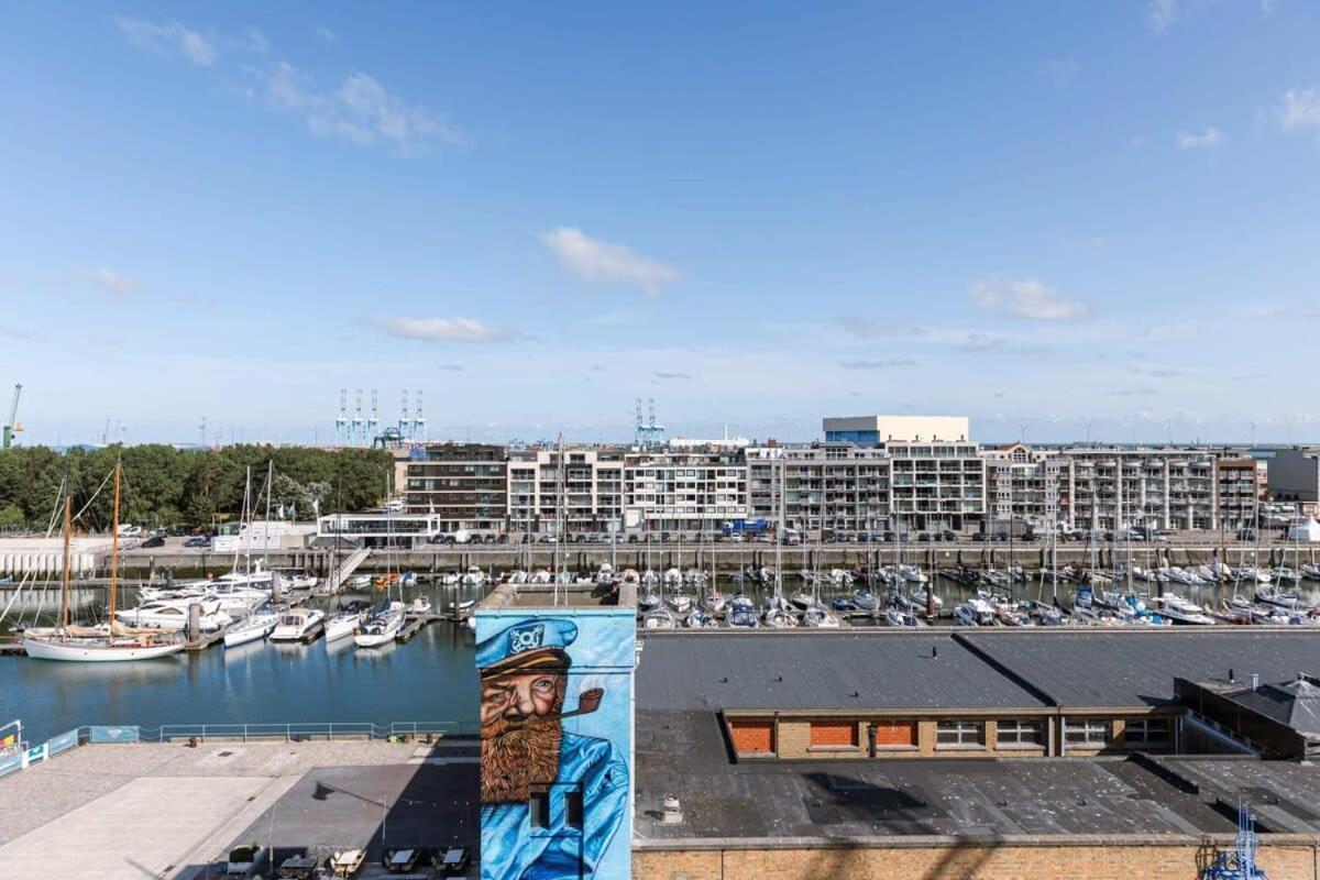 Huswell - Lovely New Apartment At The Harbor + Parking Brugge Dış mekan fotoğraf