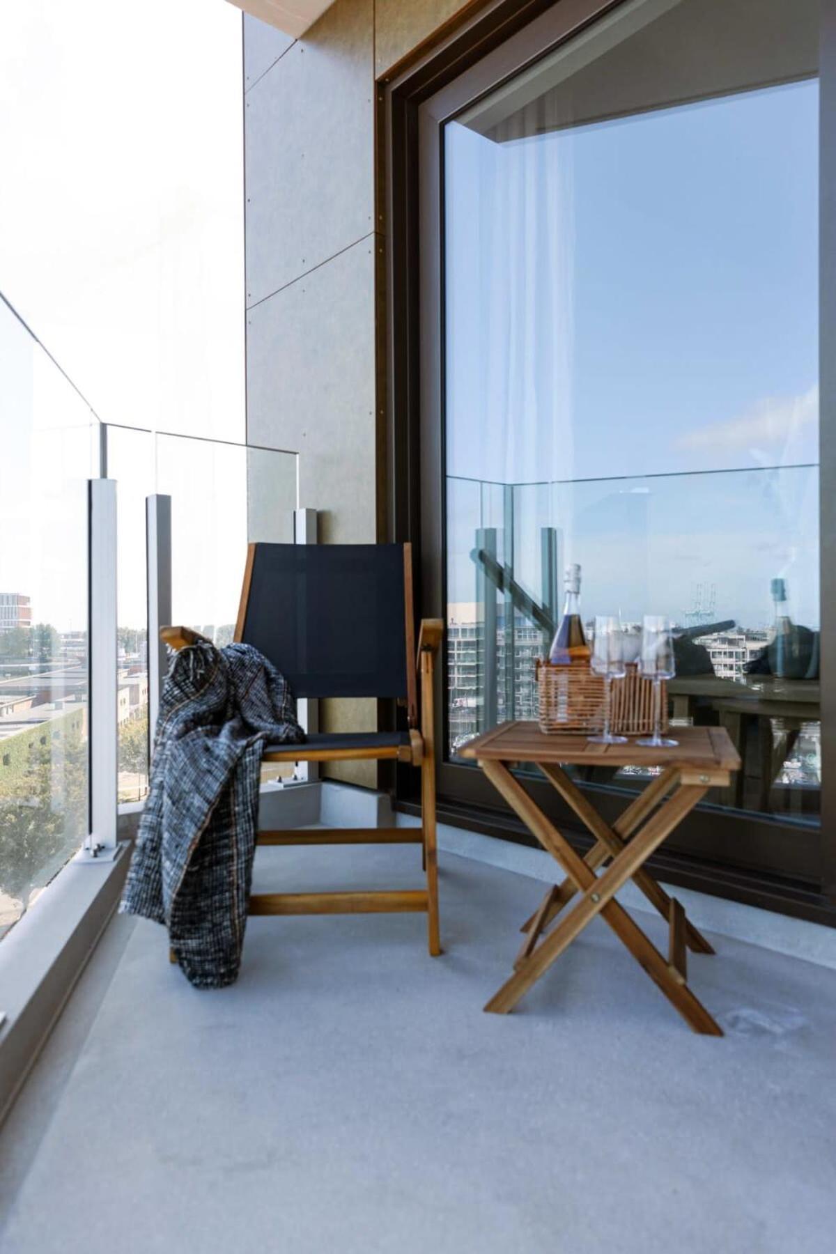 Huswell - Lovely New Apartment At The Harbor + Parking Brugge Dış mekan fotoğraf